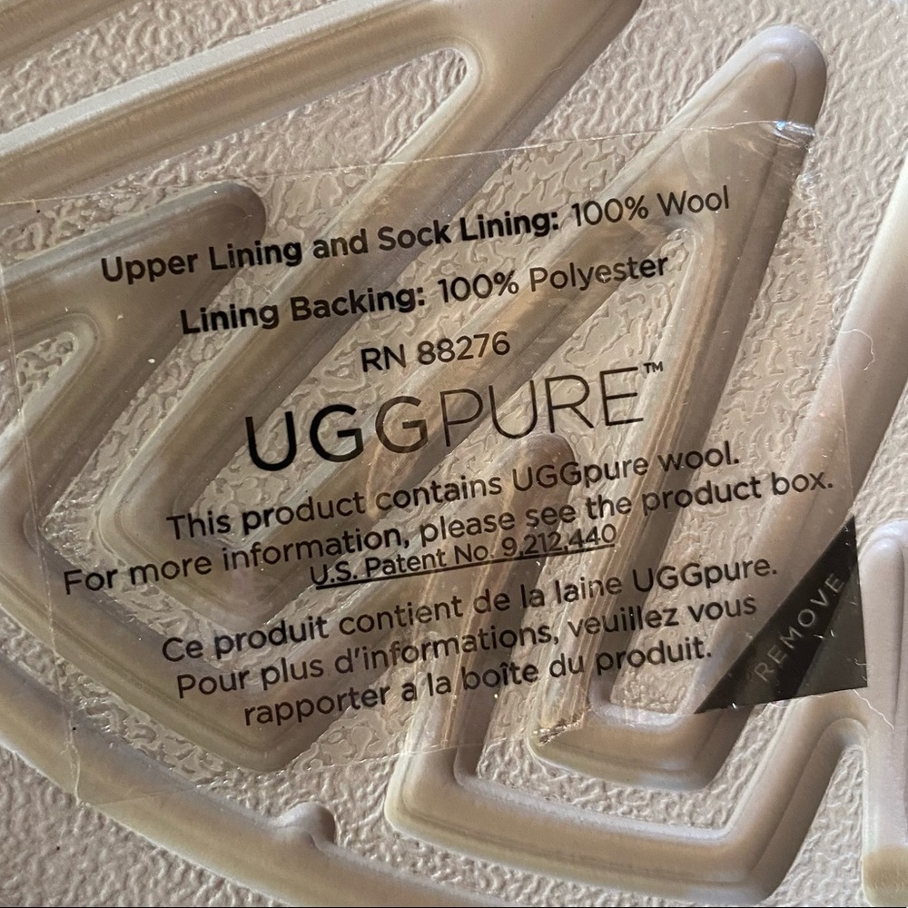 UGG Classic Short II Glitter Snow Boots - Picture 10 of 13